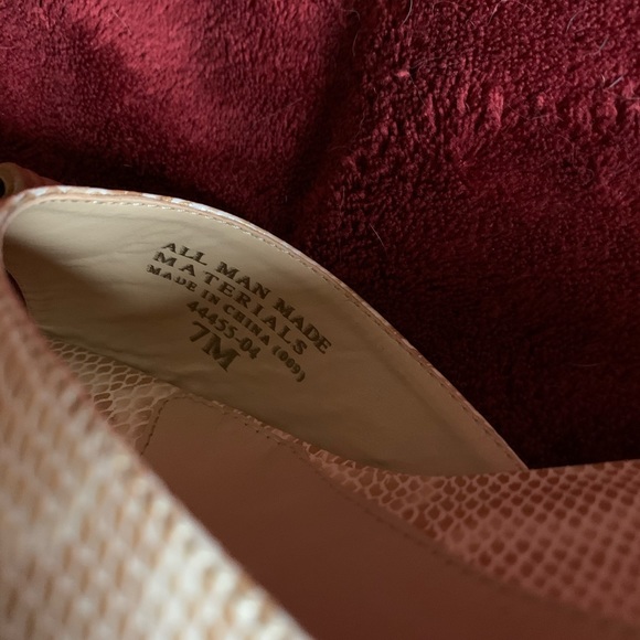 IRVINE PARK 7M NWOT Sandals 7M - Picture 7 of 7